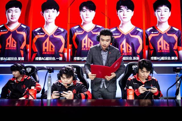与坎坷
